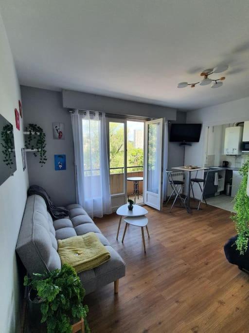 Le Studio Du Quai Charleville-Mézières المظهر الخارجي الصورة